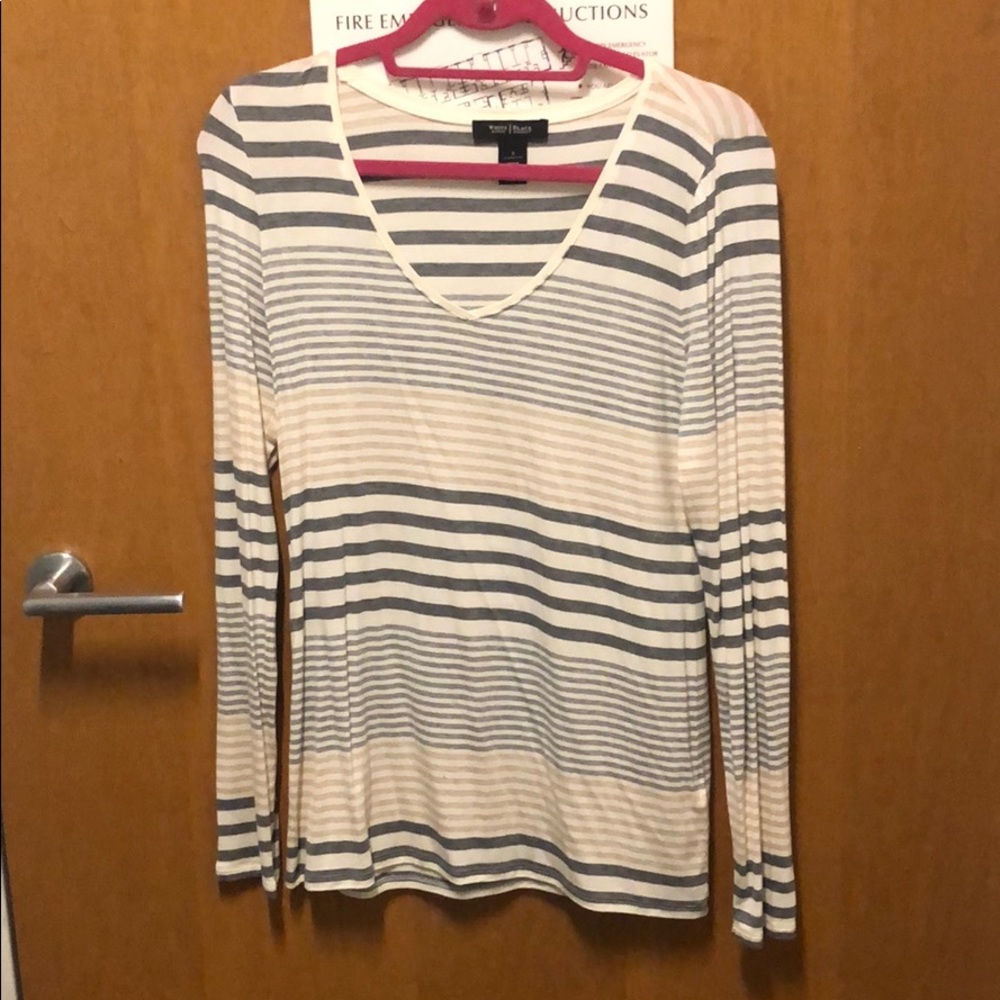 NWOT White House Black Market Long Sleeve Tee